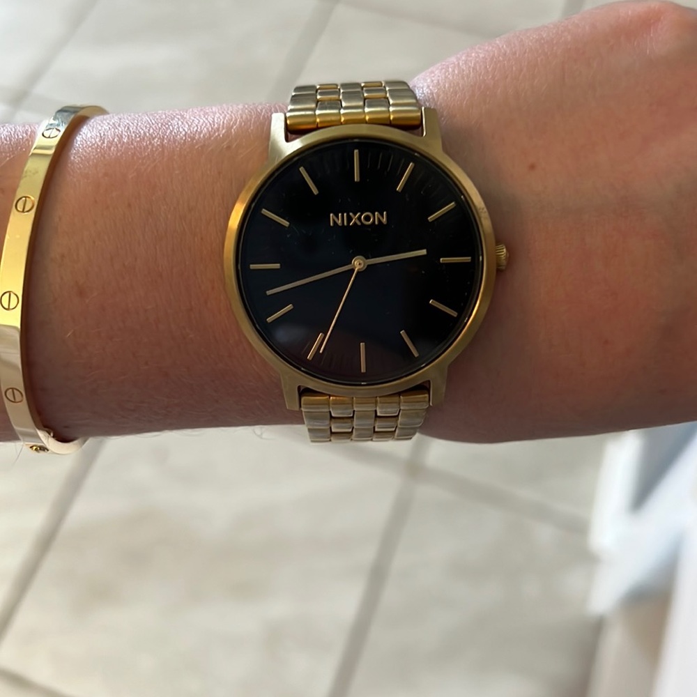 Nixon watch